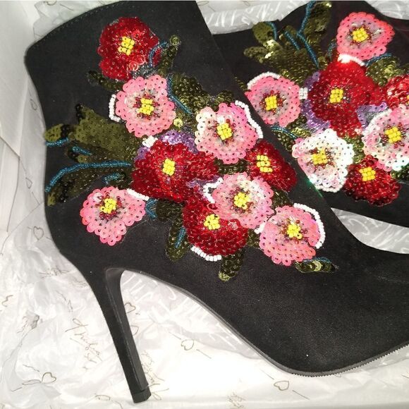 NIB 7.5 embellished black boots with sequins - Picture 10 of 14